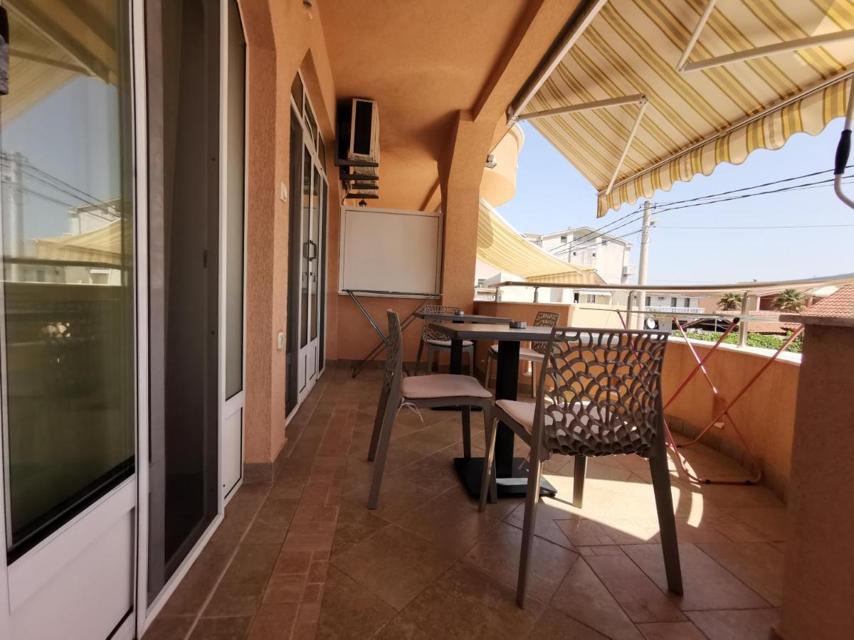 Apartments Montenegrina Ούλτσιν Εξωτερικό φωτογραφία