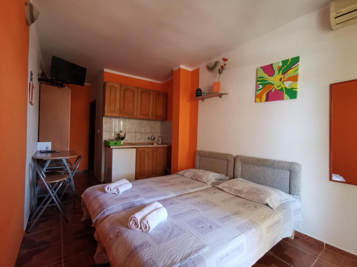 Apartments Montenegrina Ούλτσιν Εξωτερικό φωτογραφία