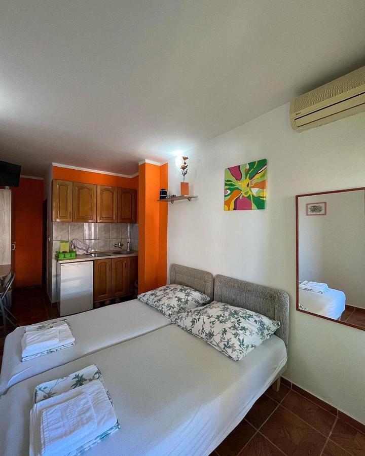 Apartments Montenegrina Ούλτσιν Εξωτερικό φωτογραφία